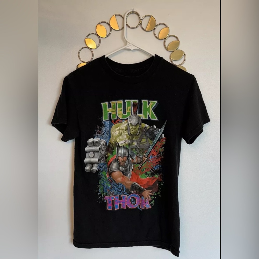 Thor Hulk Ragnarok Marvel Brand Mens Size Small Short Sleeved TeeShirt Black Top